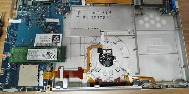 Let's Note(CF-SZ5)のメインボード交換